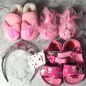 🔴SOLD🔴New baby little girl slipper shoes & sandals